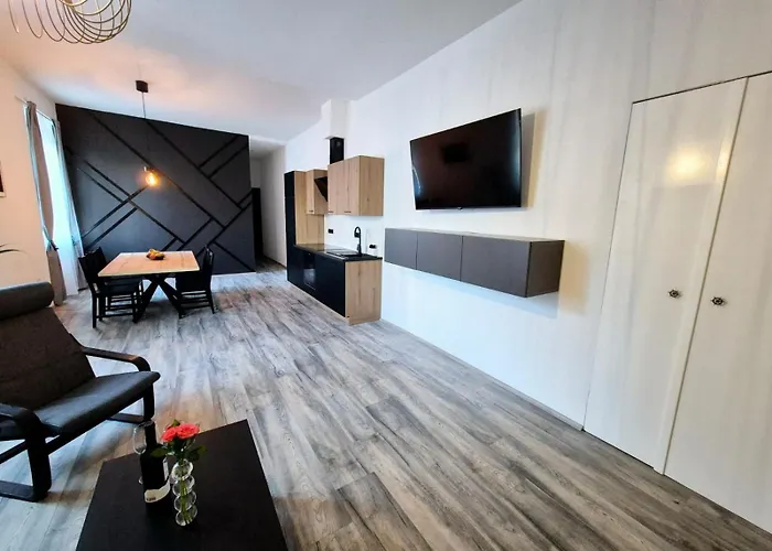 Holiday Apartment *